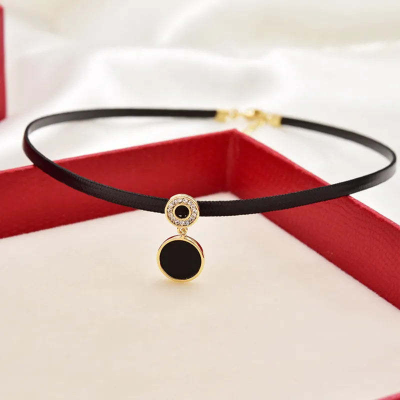 Geometric Crystal Pendant Necklace-tidenox