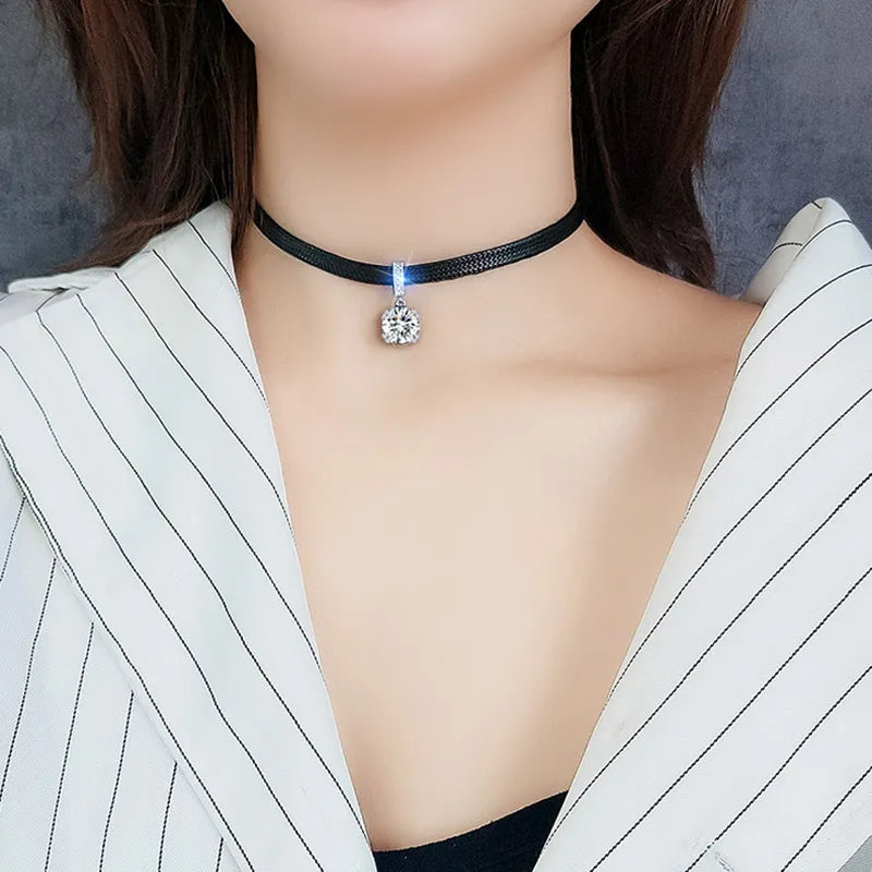 Geometric Crystal Pendant Necklace-tidenox
