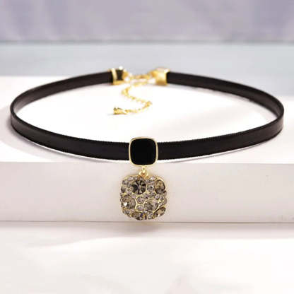 Geometric Crystal Pendant Necklace-tidenox