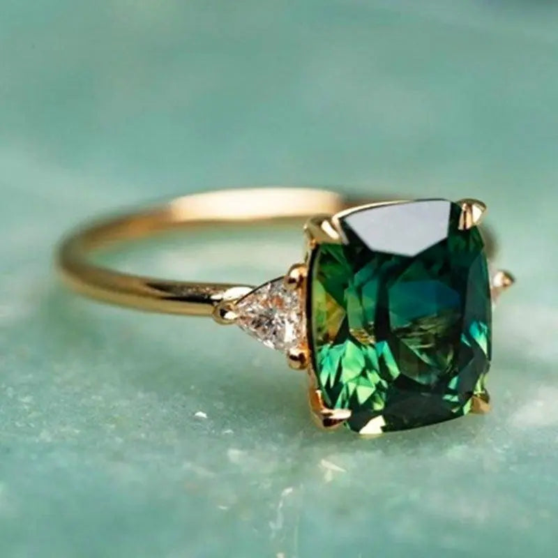 Chic Square Emerald Ring-tidenox
