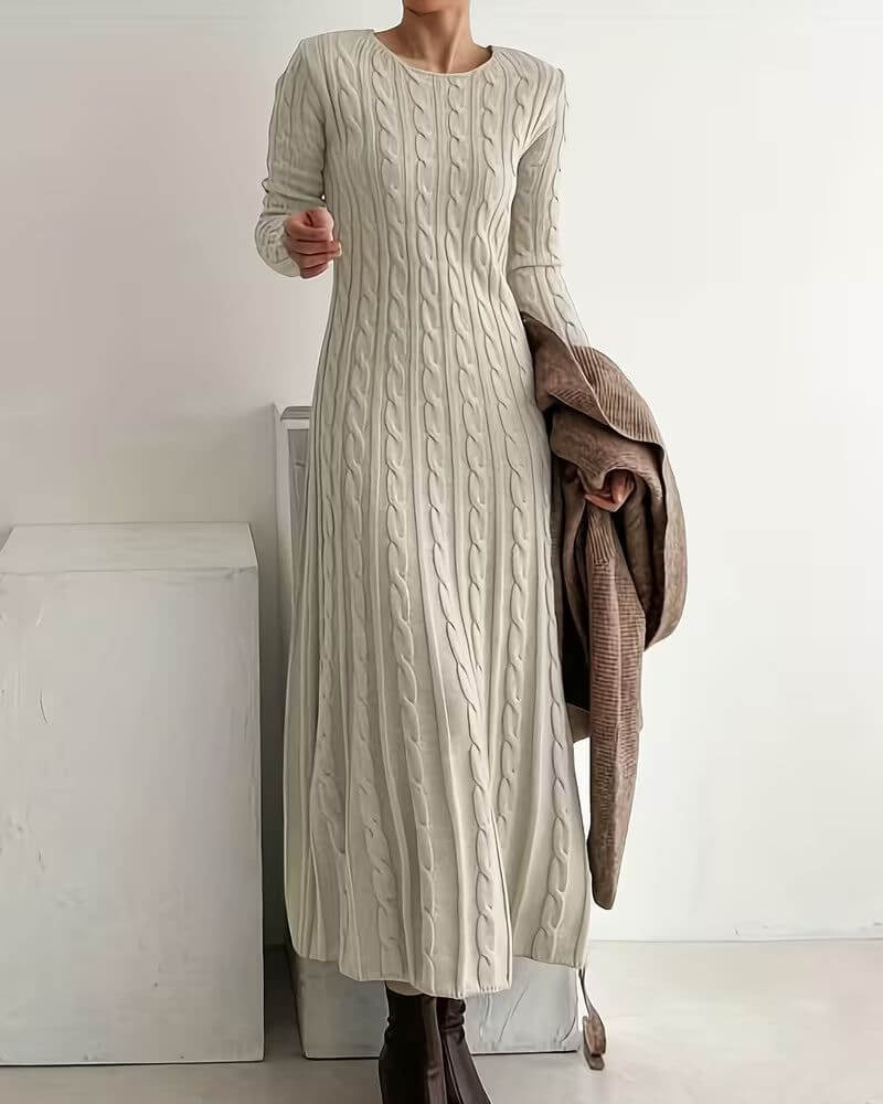 Elegant long dress with cable knit