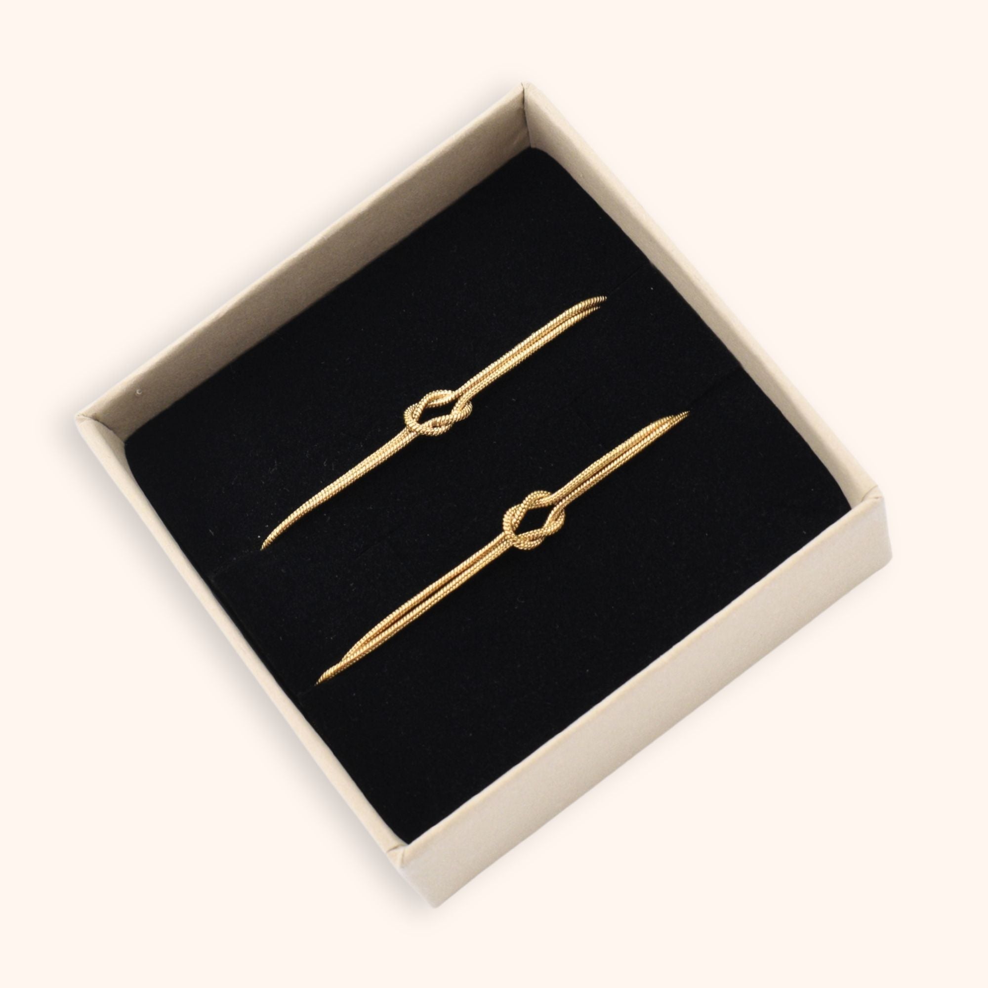 Bracelet Set with Connected Knot-tidenox