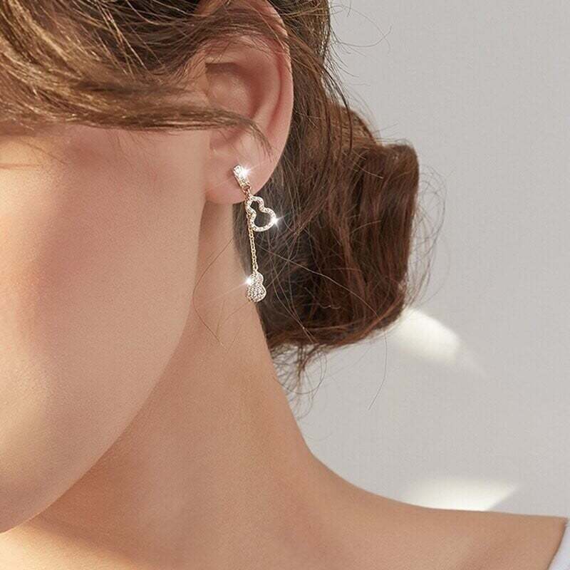 Diamond-Studded Gourd Earrings-tidenox