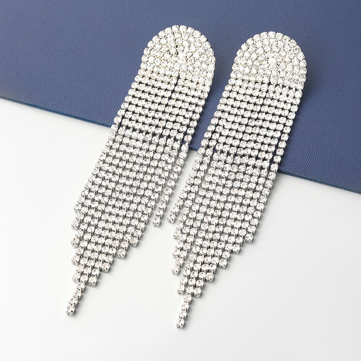Super Sparkling Rhinestone Long Fringe Earrings-tidenox