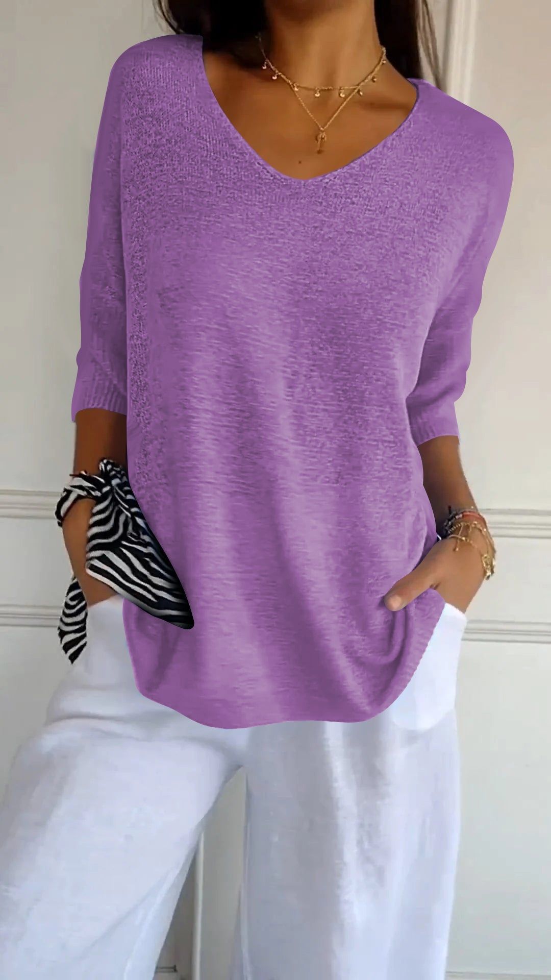 Solid Color Knitted V-neck Top-tidenox