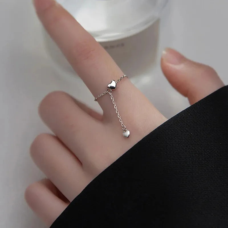Adjustable Heart Tassel Ring – Whimsical & Romantic-tidenox