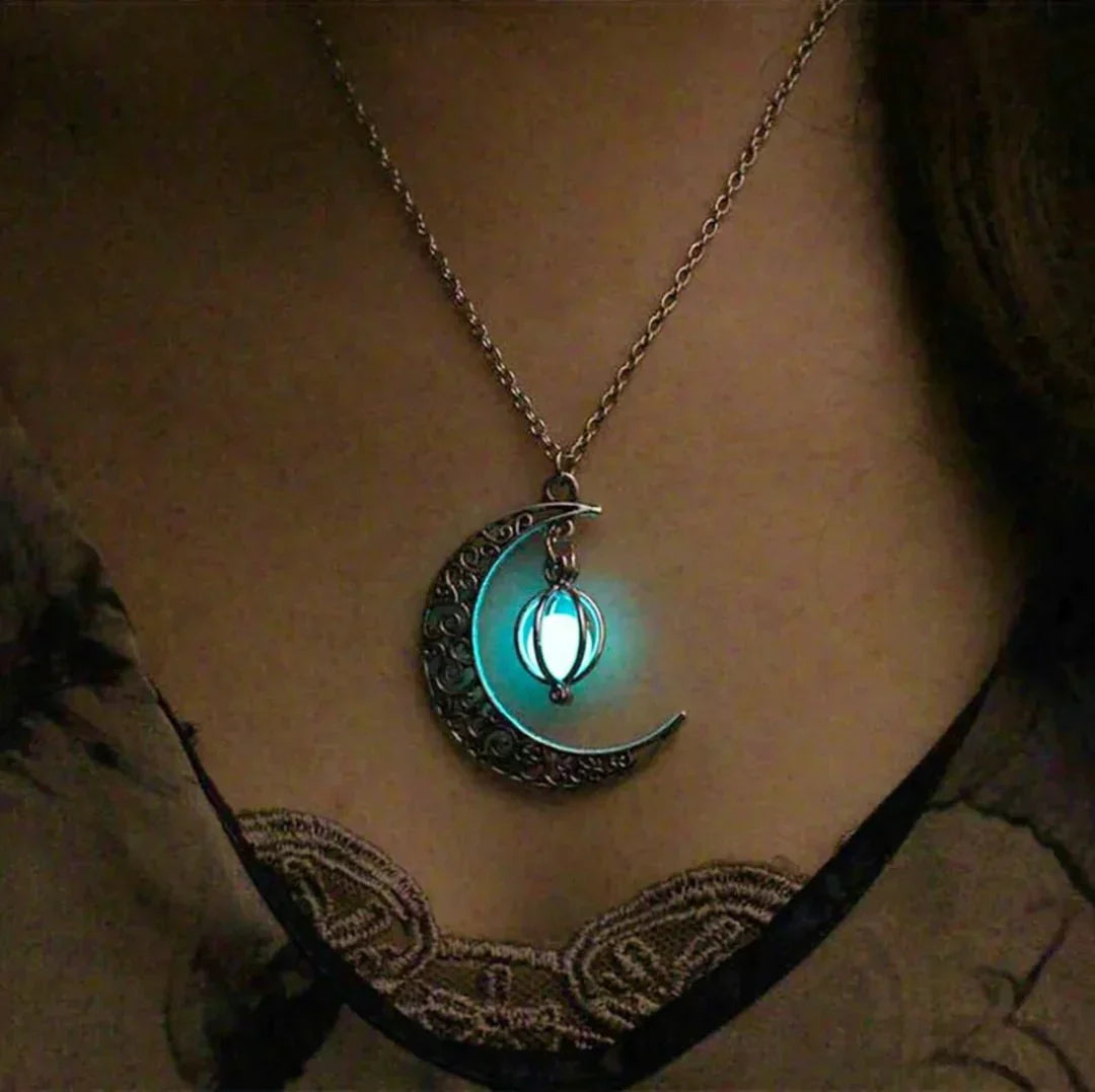 Moonstone Pendant Necklace – Enchanting Beauty with Empowering Energy-tidenox