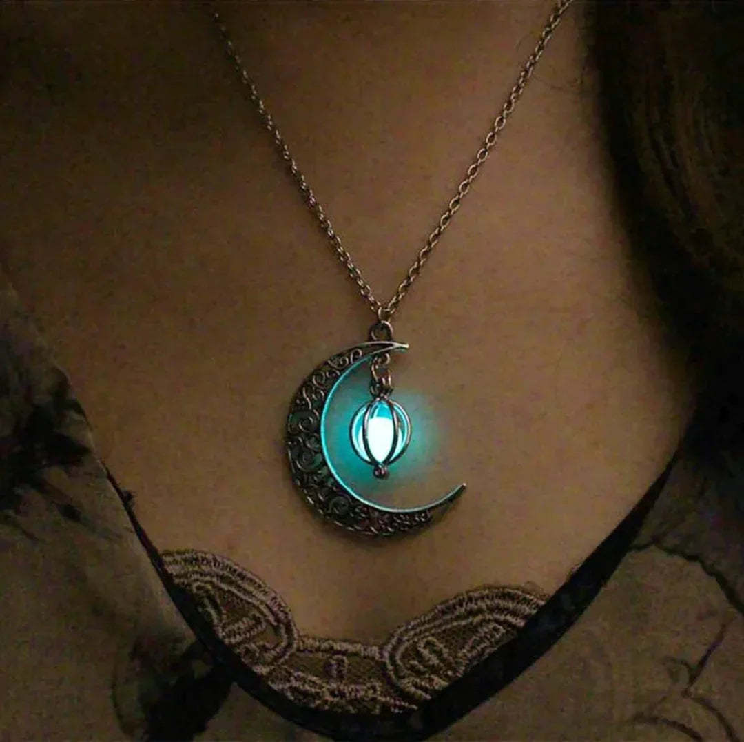 Moonstone Pendant Necklace – Enchanting Beauty with Empowering Energy-tidenox