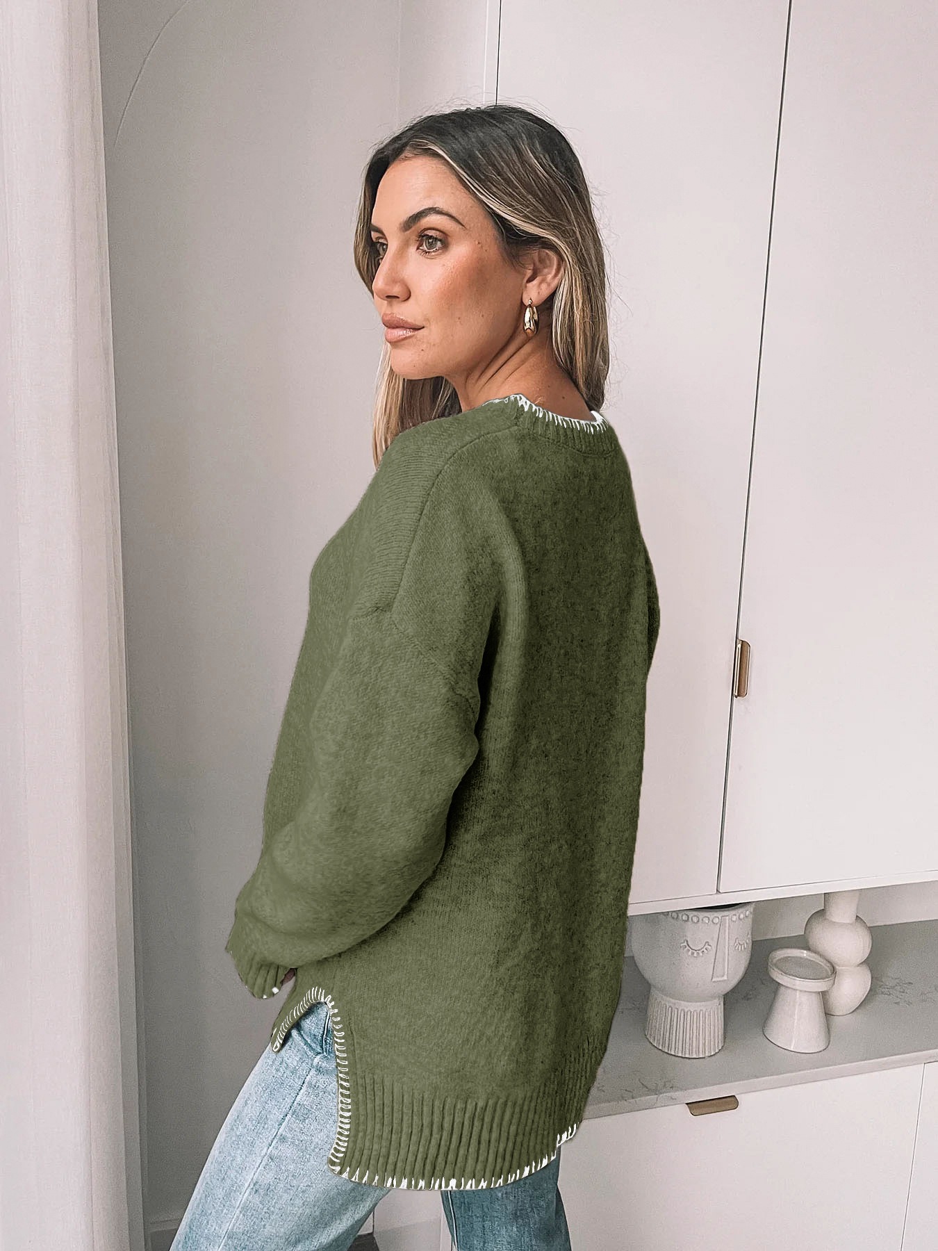 Round Neck Long Sleeve Sweater-tidenox