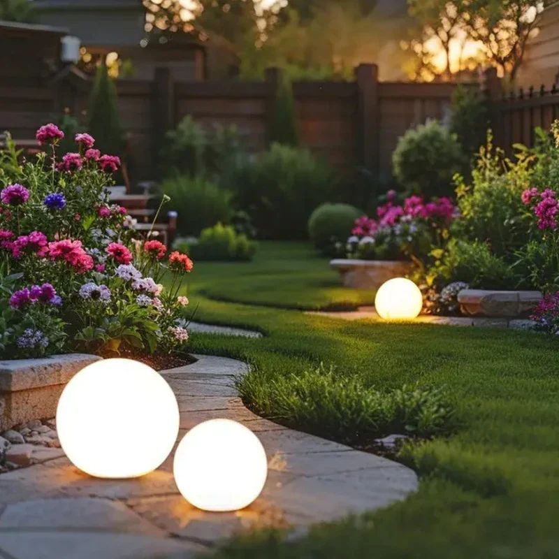 Spherical Garden Light