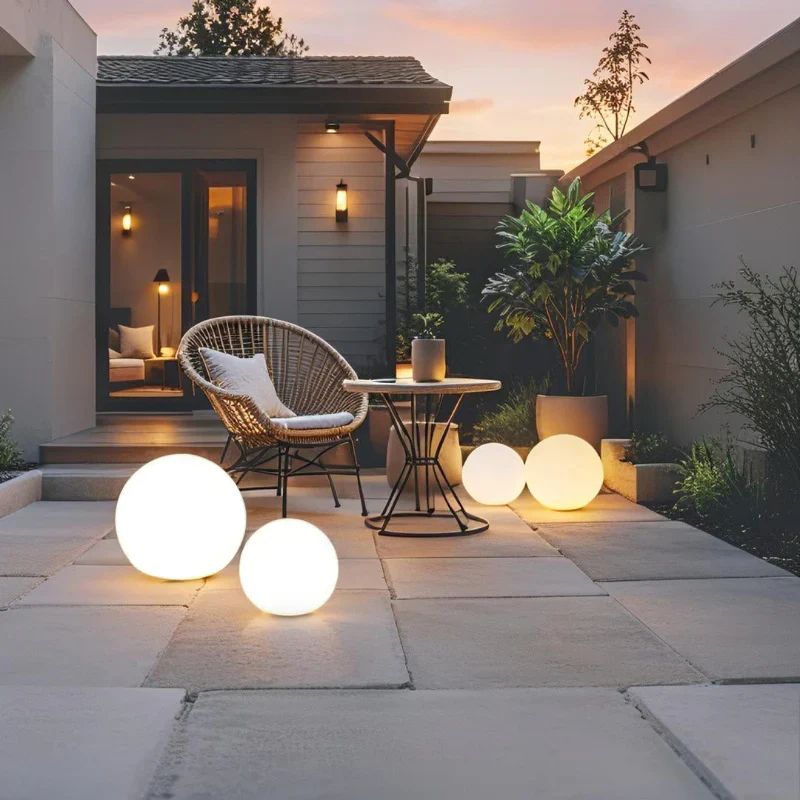 Spherical Garden Light
