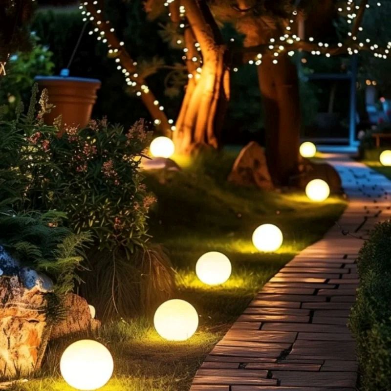 Spherical Garden Light