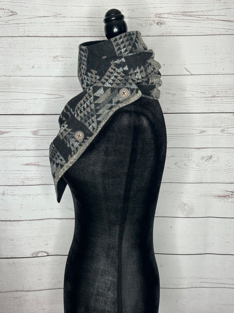 Driftwood Western Aztec Warm Neck Hood