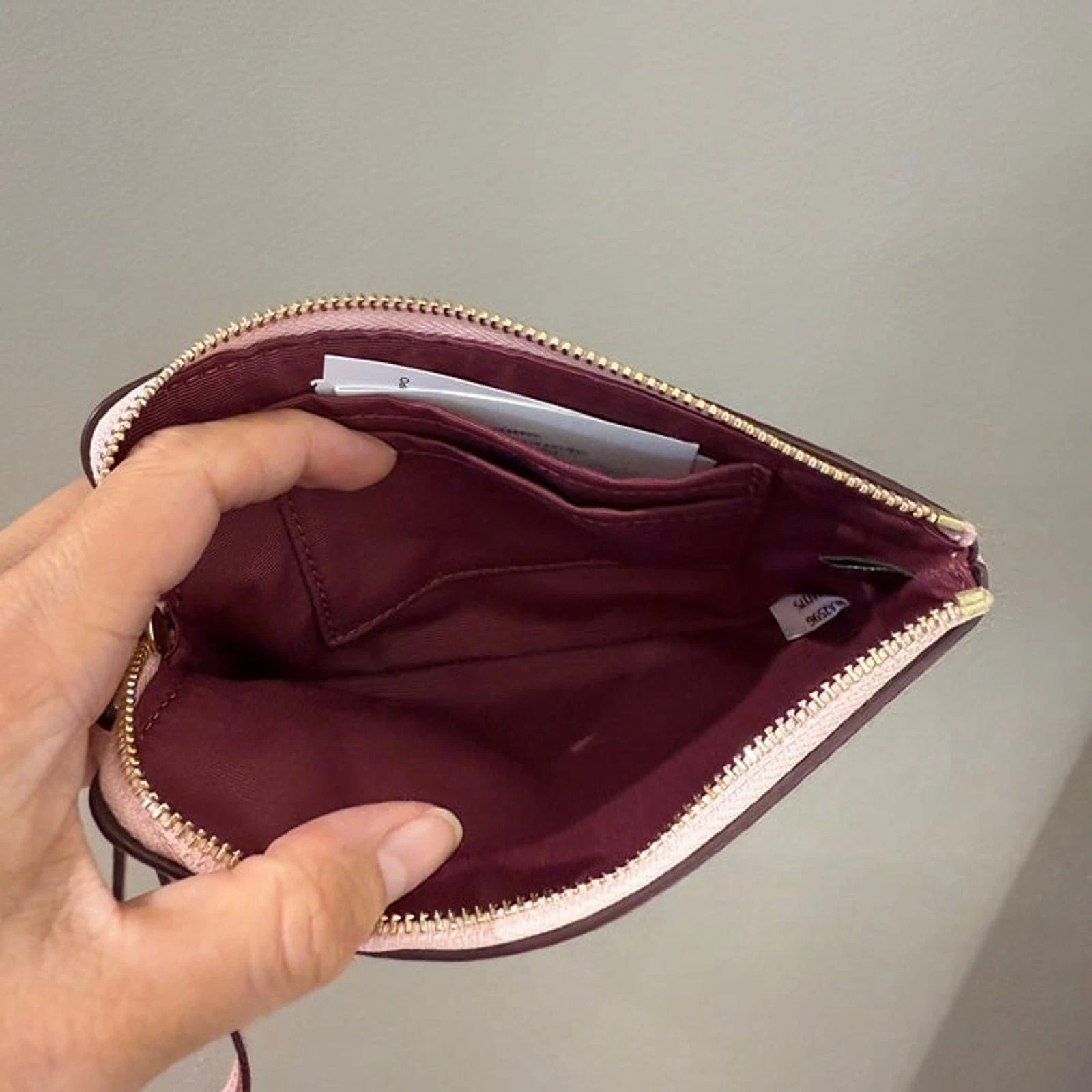 Corner Zip Wristlet In Signature Canvas