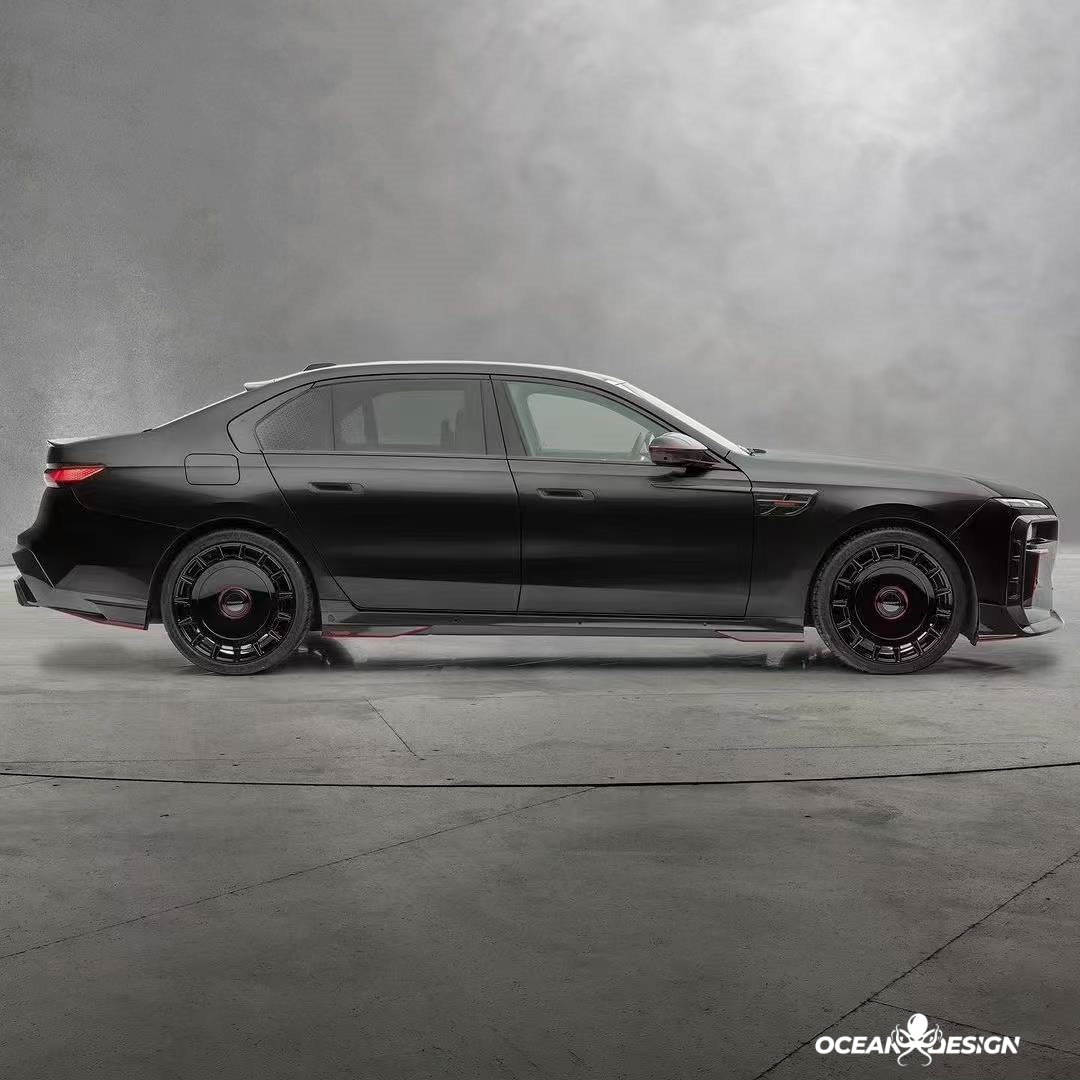 2023-2025 BMW G70 7 Series M Sport MSY Dry Carbon Fiber Side Skirts