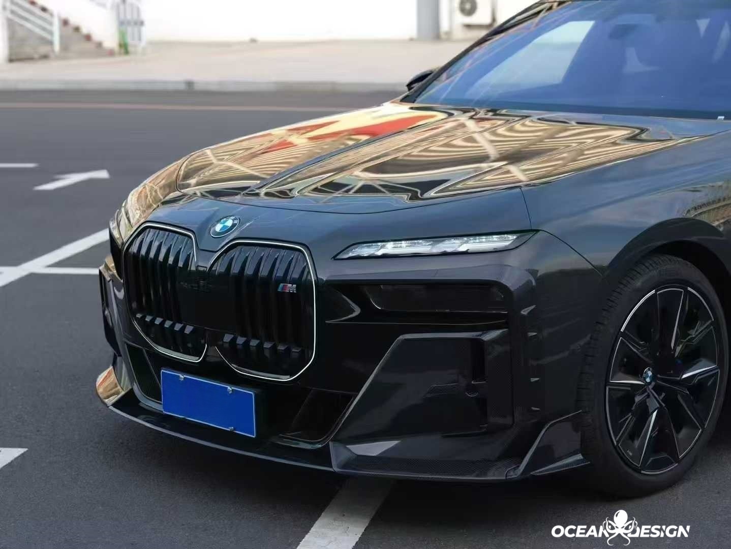 2023-2025 BMW G70 7 Series M Sport MSY Dry Carbon Fiber Front Lip Splitter