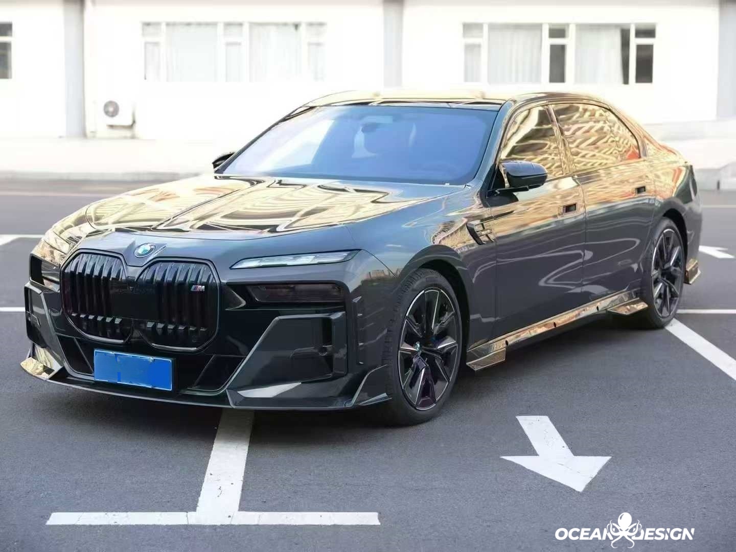 2023-2025 BMW G70 7 Series M Sport MSY Dry Carbon Fiber Front Lip Splitter