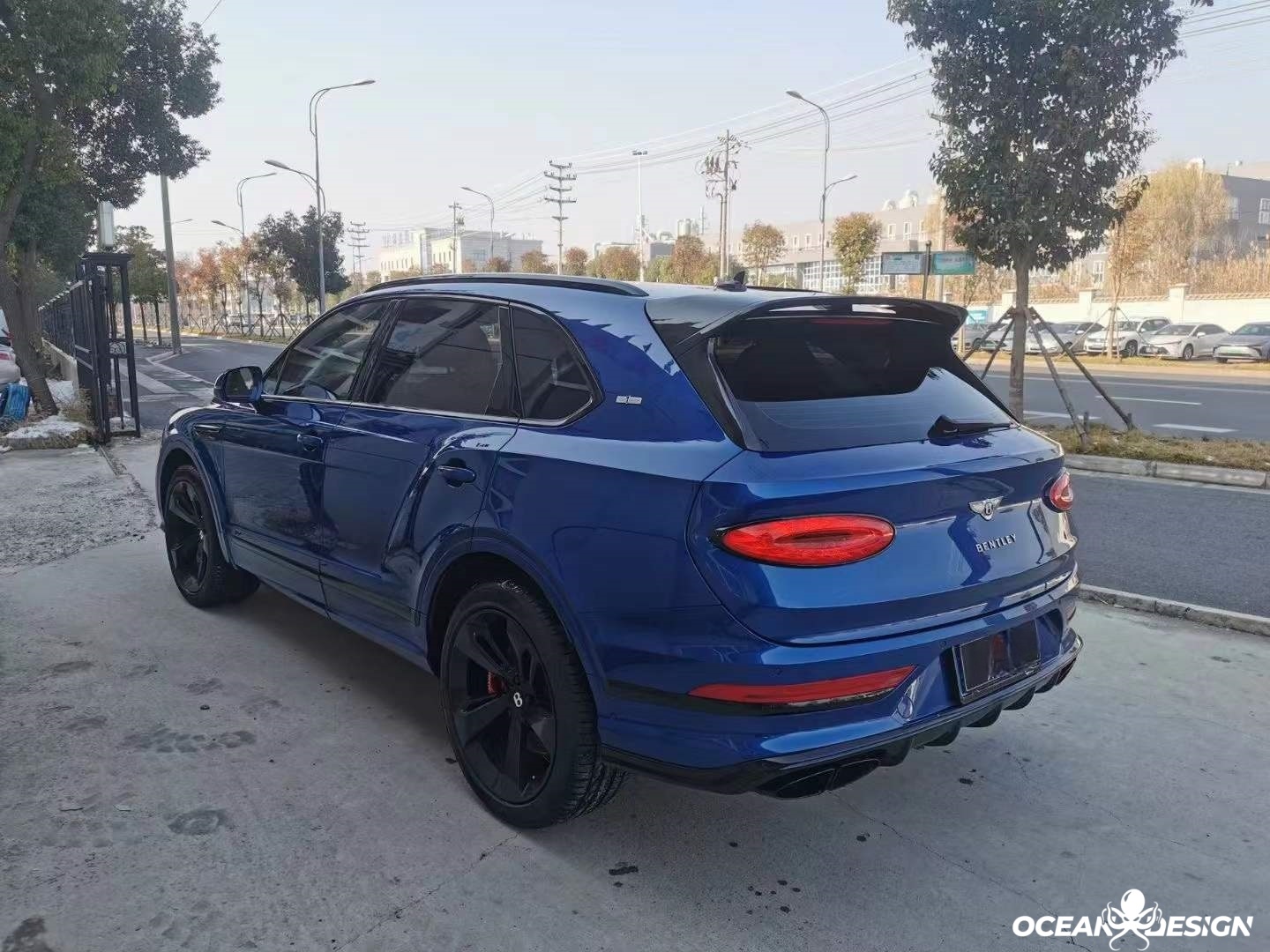 2021-2025 Bentley Bentayga V8 S Dry Carbon Rear Diffuser High-End Upgrade