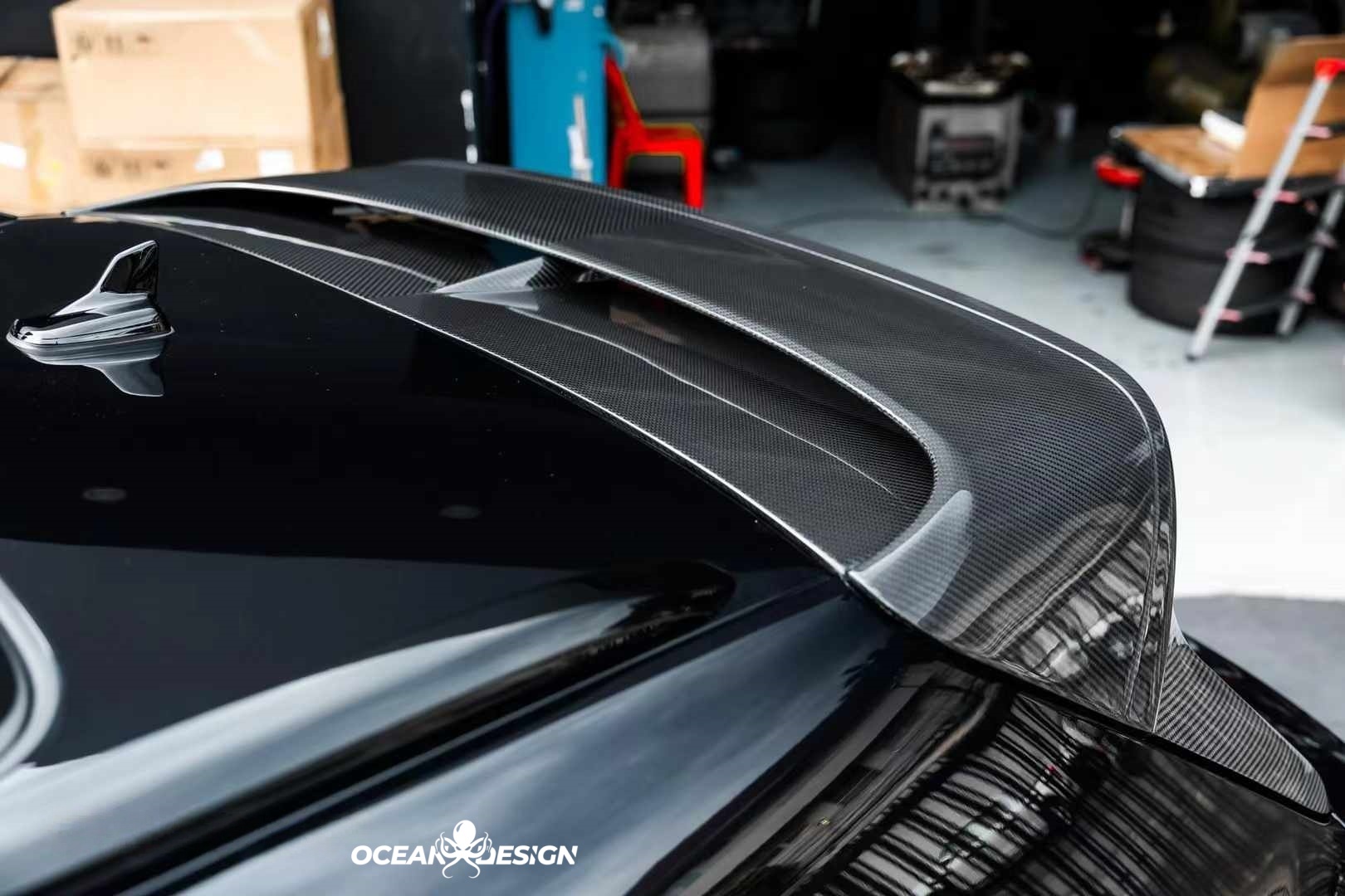 2021-2025 Bentley Bentayga V8 S Dry Carbon Rear Spoiler High-End Upgrade
