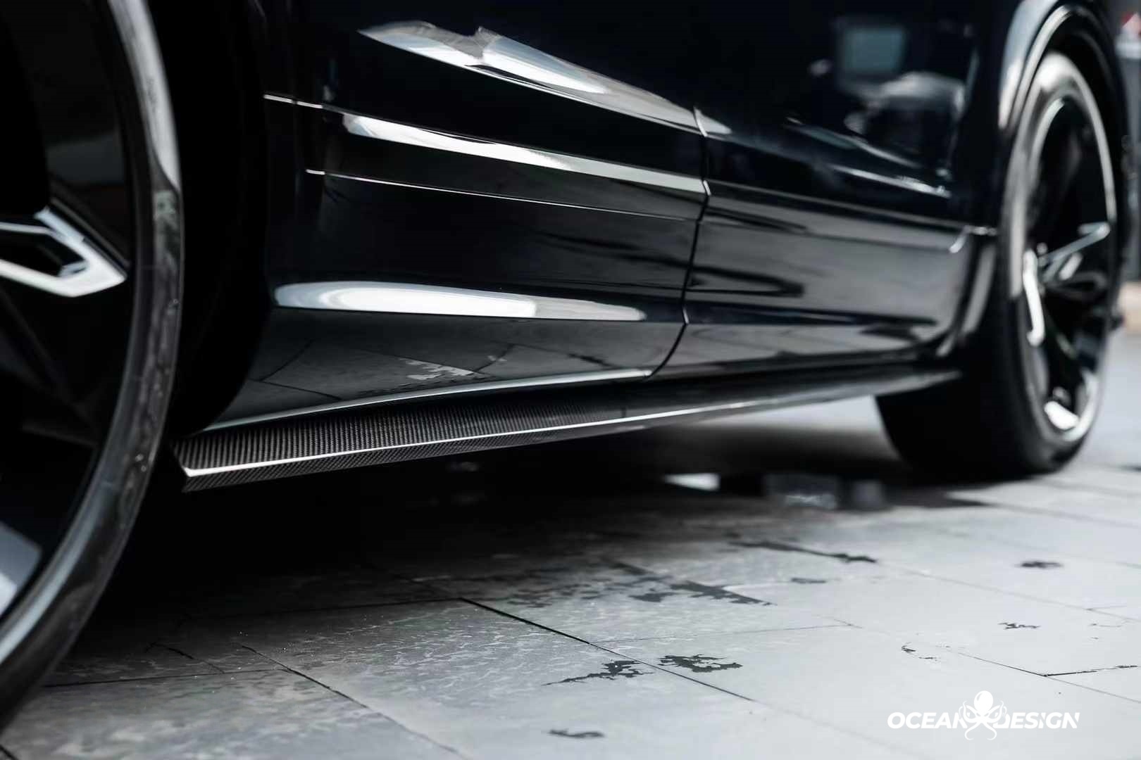 2021-2025 Bentley Bentayga V8 S Dry Carbon Side Skirts High-End Upgrade
