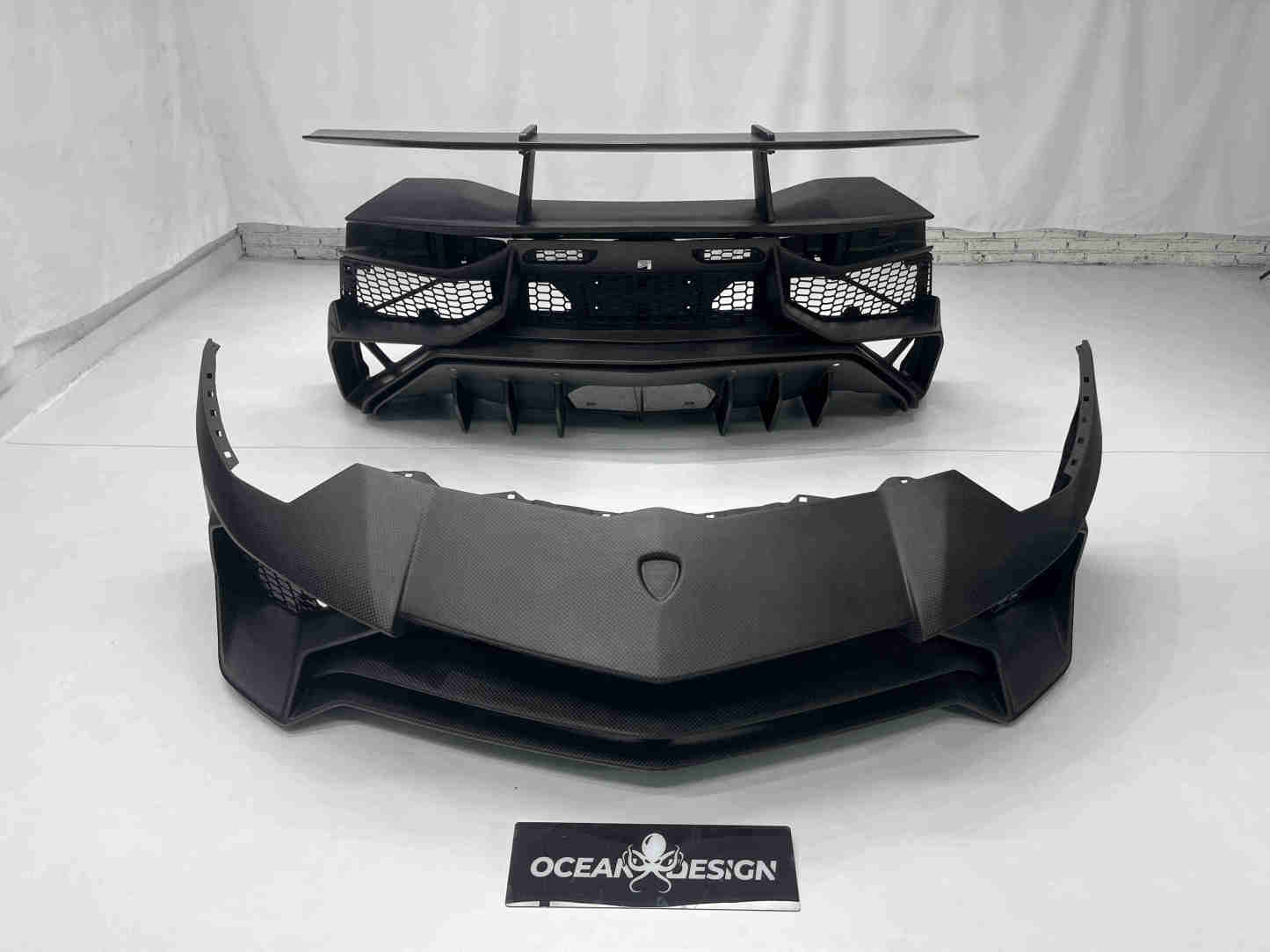 Lamborghini LP700 to LP750-4 SV Dry Carbon Fiber Conversion Body Kit