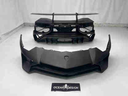 Lamborghini LP700 to LP750-4 SV Dry Carbon Fiber Conversion Body Kit