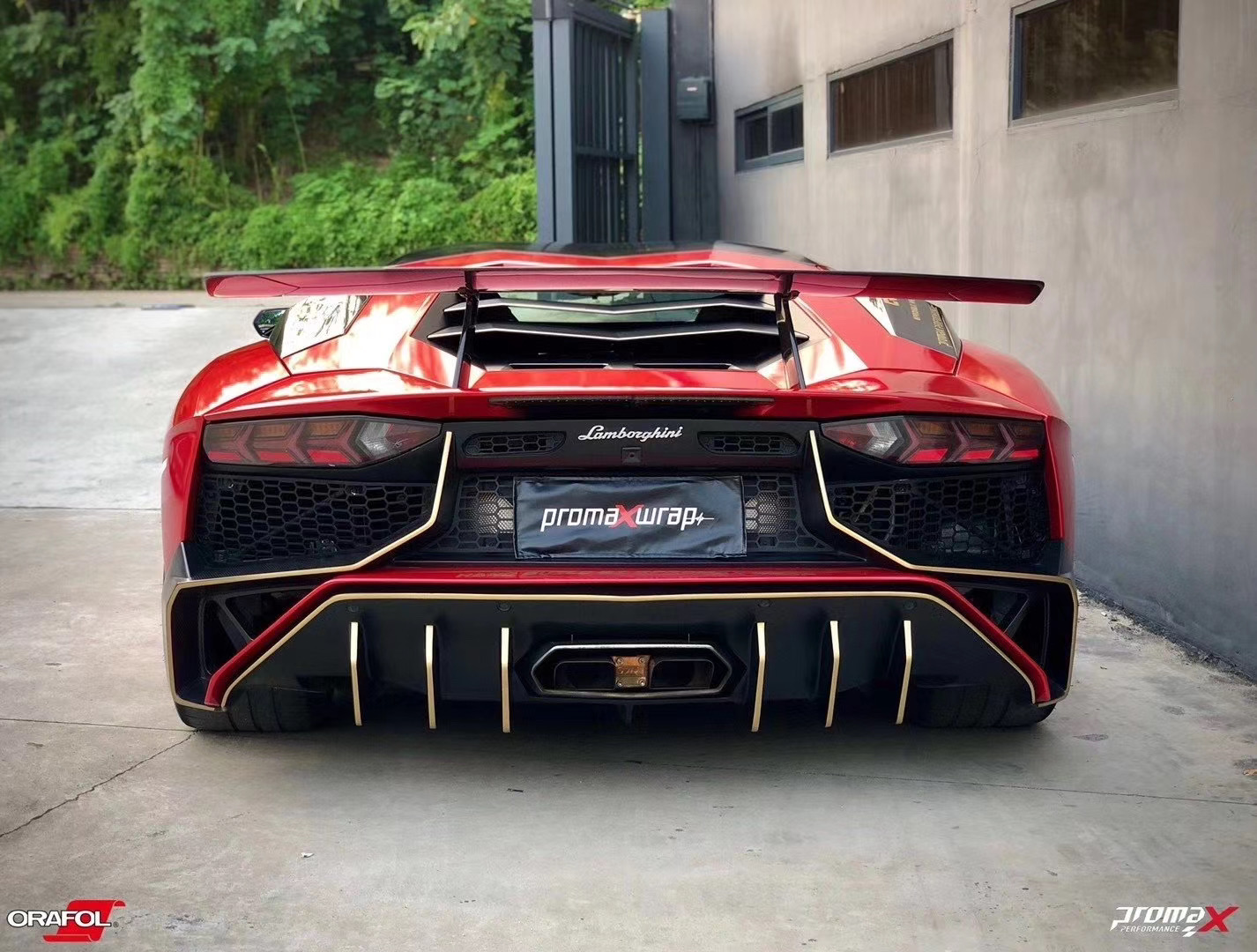 Lamborghini LP700 to LP750-4 SV Dry Carbon Fiber Conversion Body Kit