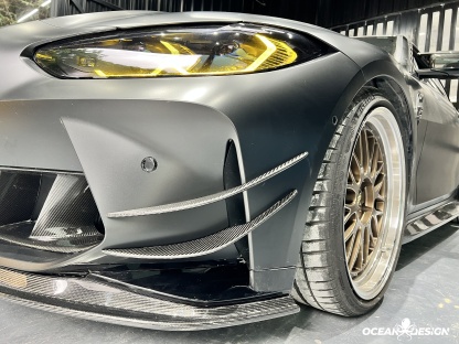 2021–2025 BMW M3 (G80) / M4 (G82) AC Style Front Canards – Dry Carbon Fiber