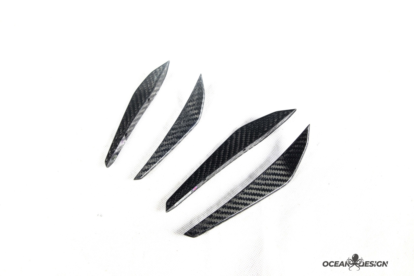 2021–2025 BMW M3 (G80) / M4 (G82) MP Style Front Canards – Dry Carbon Fiber