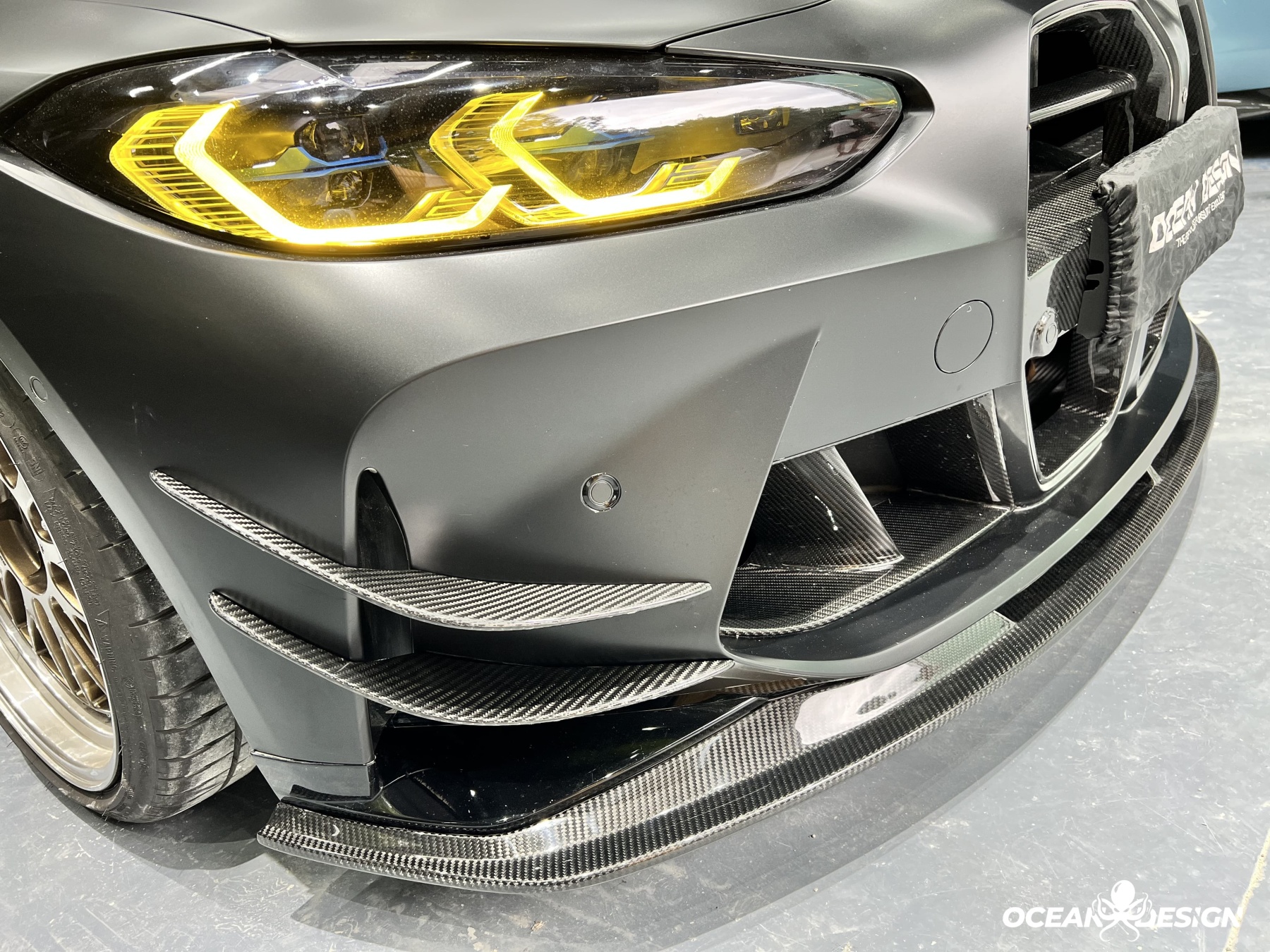 2021–2025 BMW M3 (G80) / M4 (G82) AC Style Front Canards – Dry Carbon Fiber