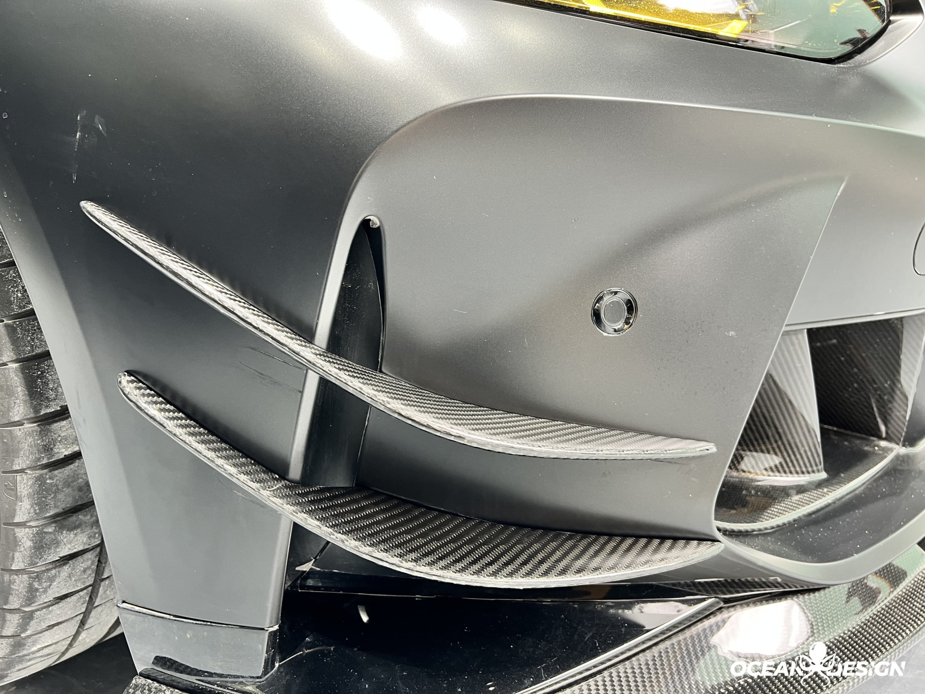 2021–2025 BMW M3 (G80) / M4 (G82) AC Style Front Canards – Dry Carbon Fiber