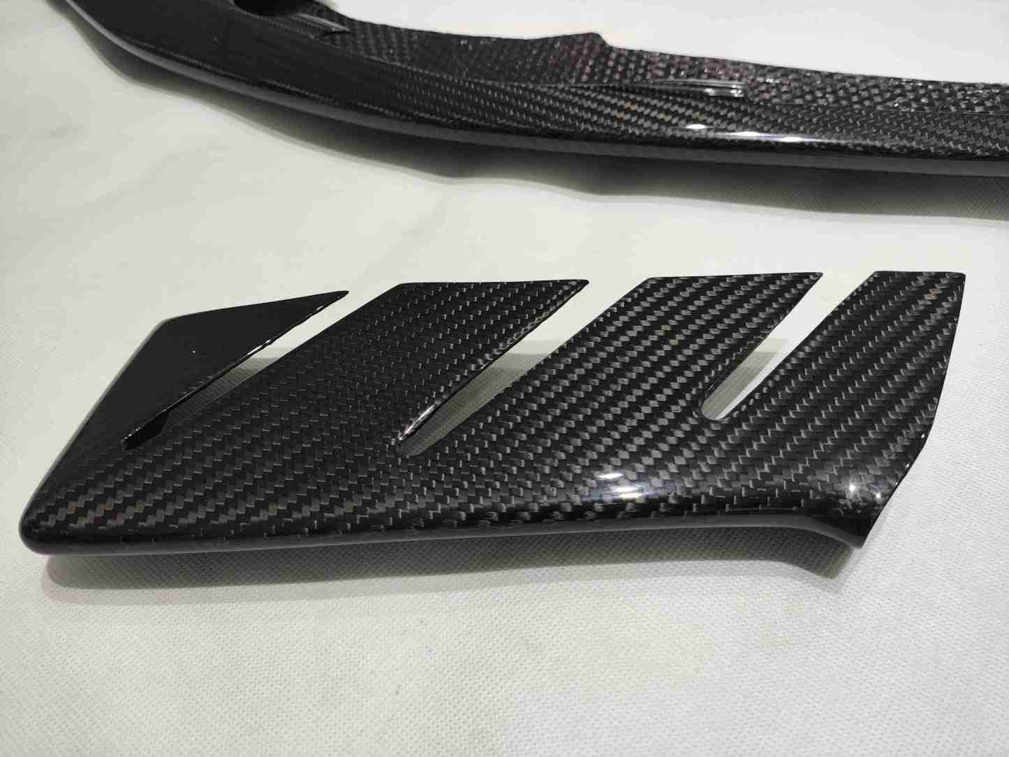 Lamborghini Huracan EVO RWD Front Bumper Protector Dry Carbon Fiber N Series Bodykit