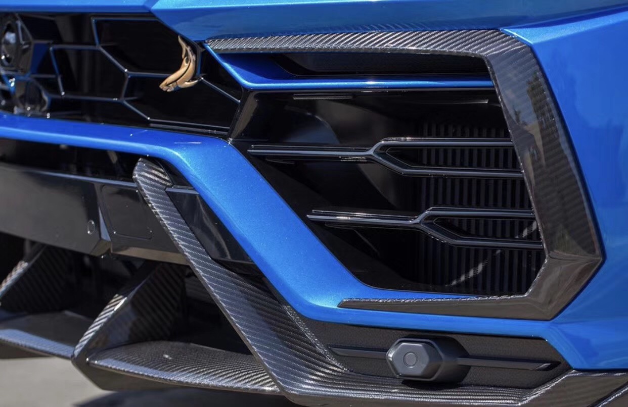 Lamborghini URUS Up-Splitter Dry Carbon Fiber TC Series Bodykit