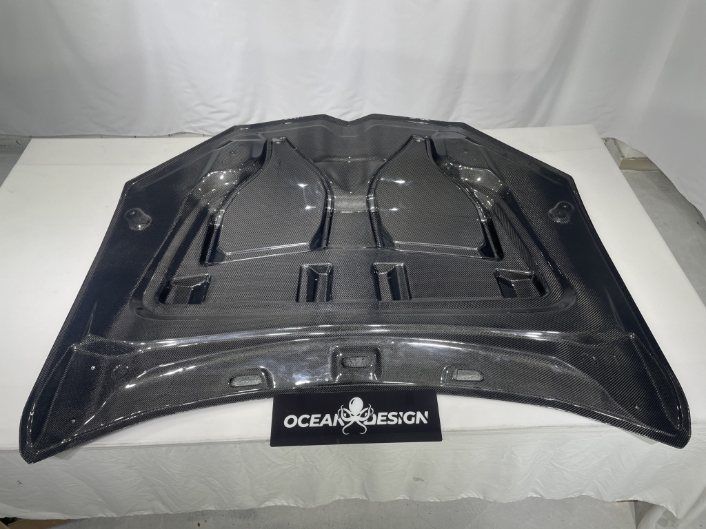 Lamborghini URUS Hood Bonnet Dry Carbon Fiber TC Series Bodykit