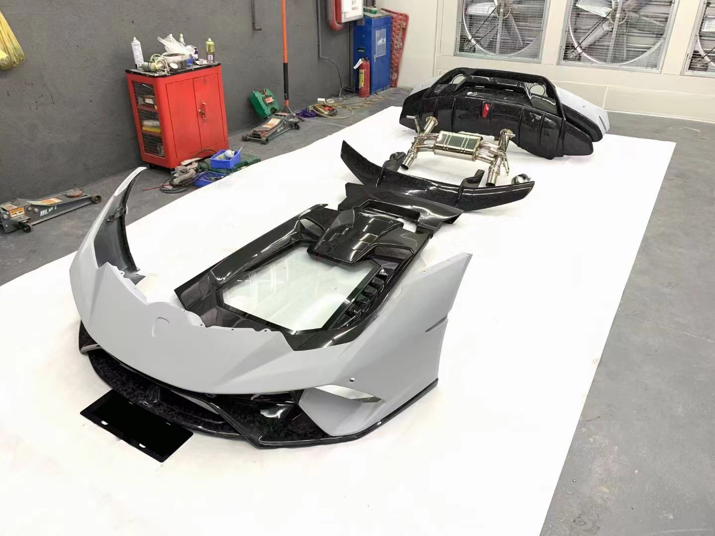 Lamborghini Huracán 580/610/EVO to Performante Upgrade Kit - Dry Carbon Fiber