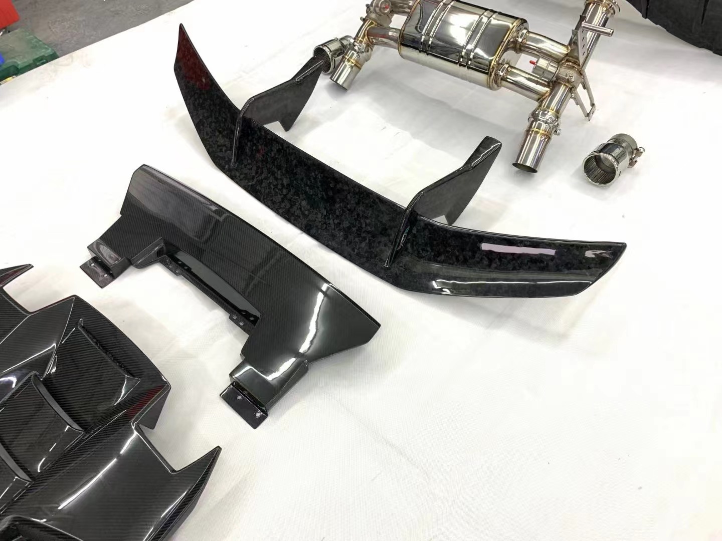 Lamborghini Huracán 580/610/EVO to Performante Upgrade Kit - Dry Carbon Fiber