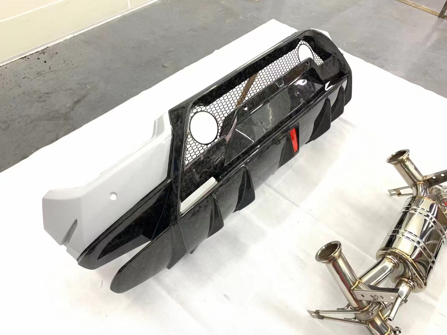 Lamborghini Huracán 580/610/EVO to Performante Upgrade Kit - Dry Carbon Fiber
