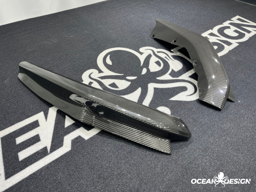 2021–2025 BMW M3 (G80) / M4 (G82) 3D Style Rear Diffuser Protectors– Dry Carbon Fiber, 3K Matte Finish