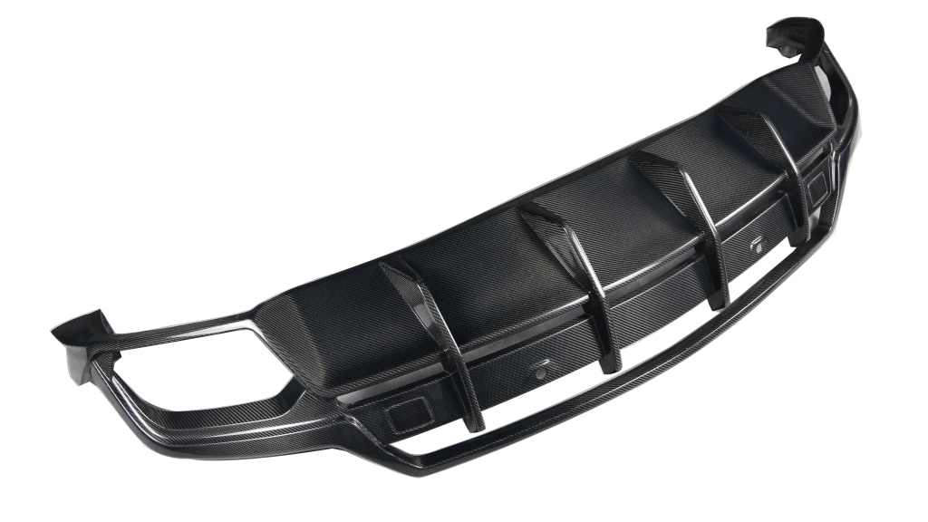 Lamborghini URUS Rear Diffuser Dry Carbon Fiber TC Series Bodykit