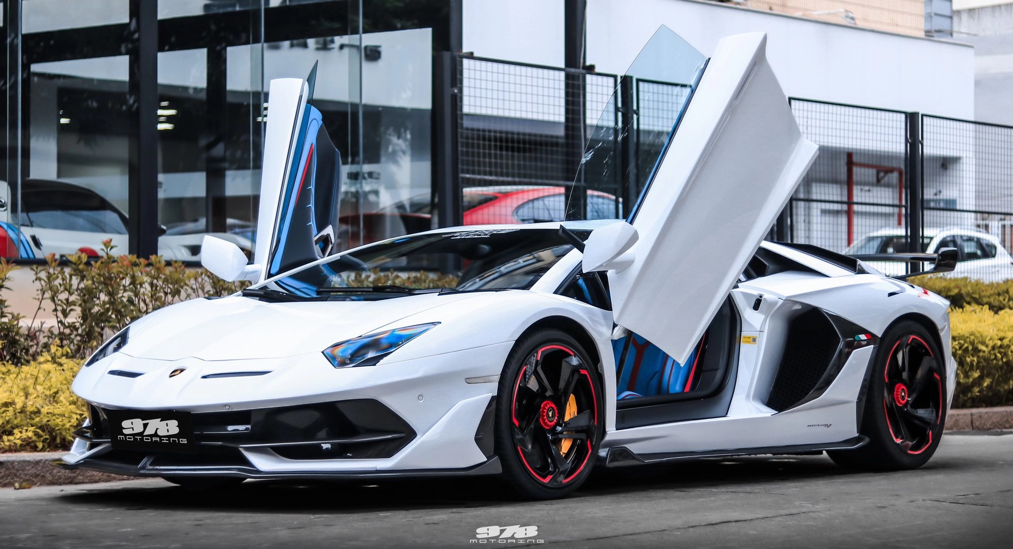 Lamborghini LP700/720/750 to Aventador SVJ Coupe/Roadster Dry Carbon Fiber Body Kit