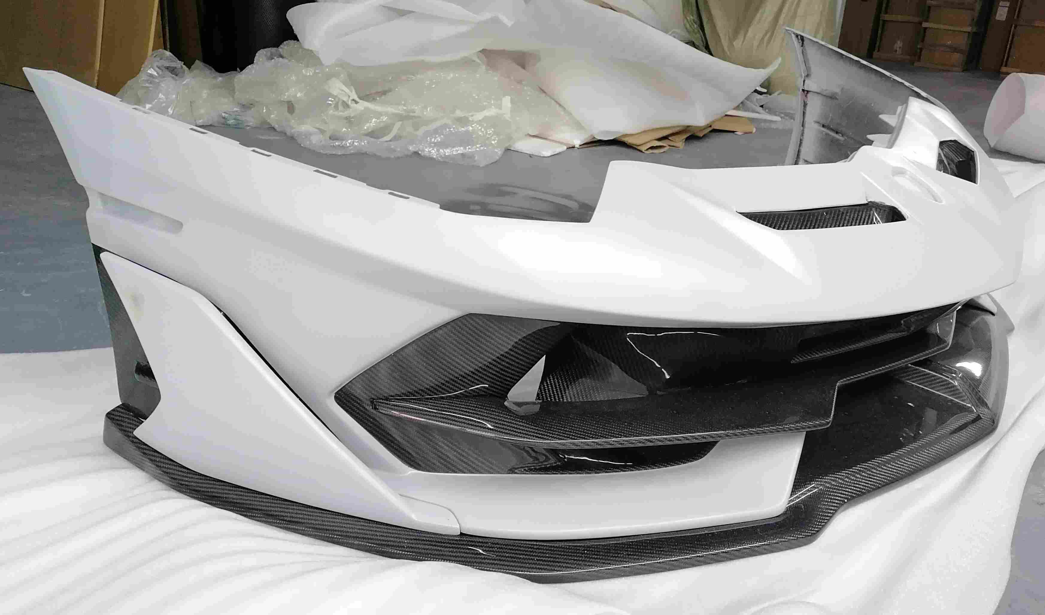Lamborghini LP700/720/750 to Aventador SVJ Coupe/Roadster Dry Carbon Fiber Body Kit
