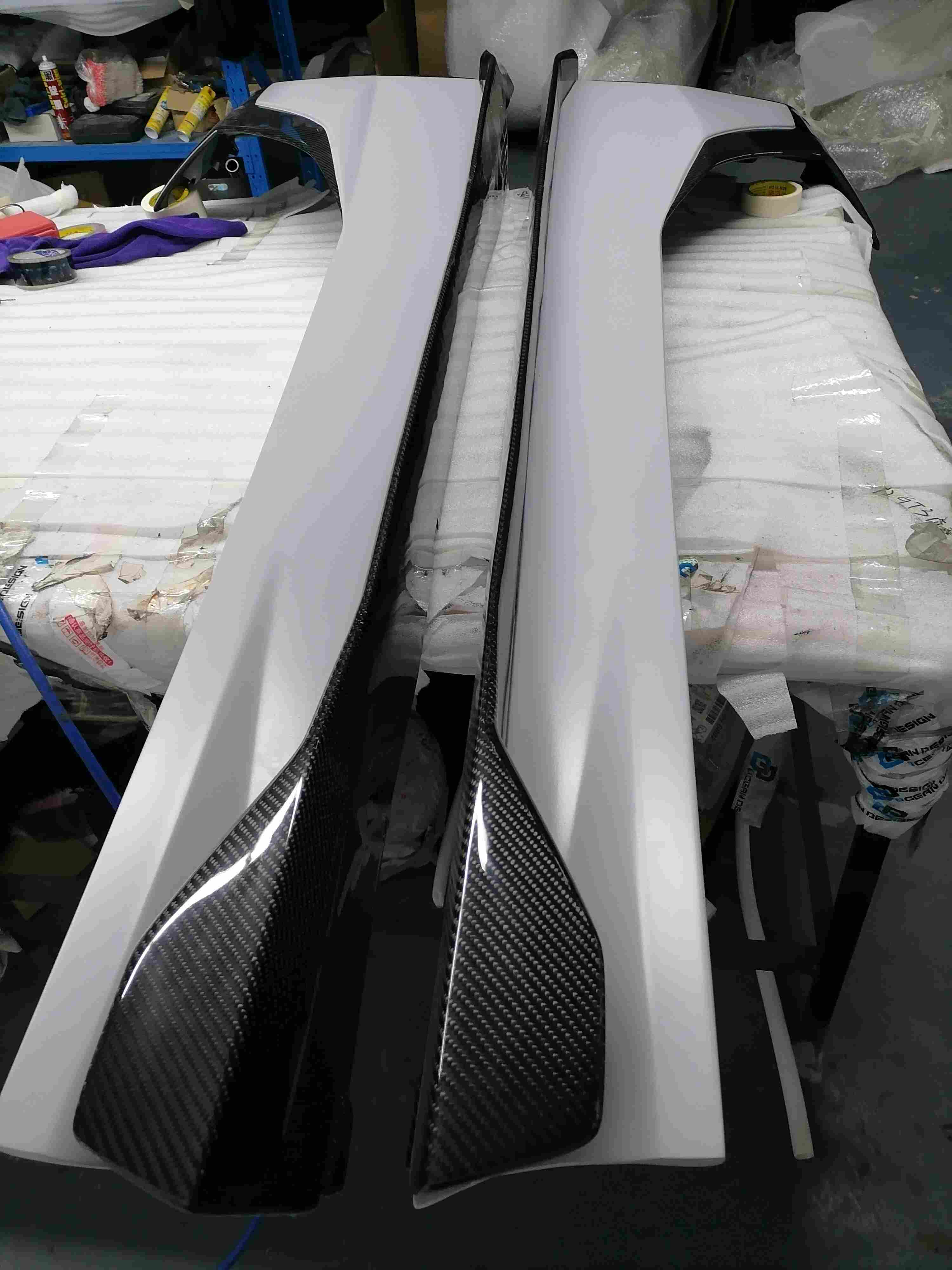 Lamborghini LP700/720/750 to Aventador SVJ Coupe/Roadster Dry Carbon Fiber Body Kit