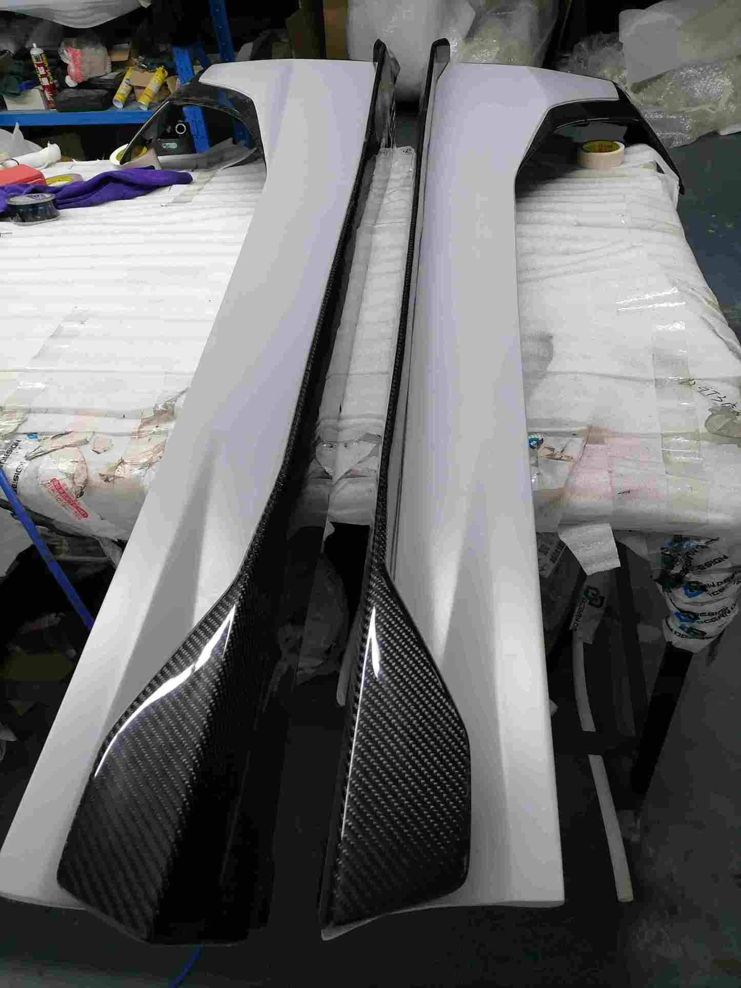 Lamborghini LP700/720/750 to Aventador SVJ Coupe/Roadster Dry Carbon Fiber Body Kit