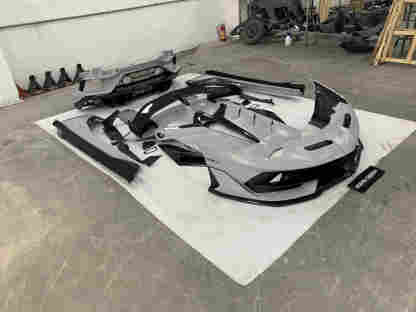 Lamborghini LP700/720/750 to Aventador SVJ Coupe/Roadster Dry Carbon Fiber Body Kit