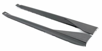 BMW M3 (G80) / M4 (G82) V-Style Dry Carbon Side Skirts