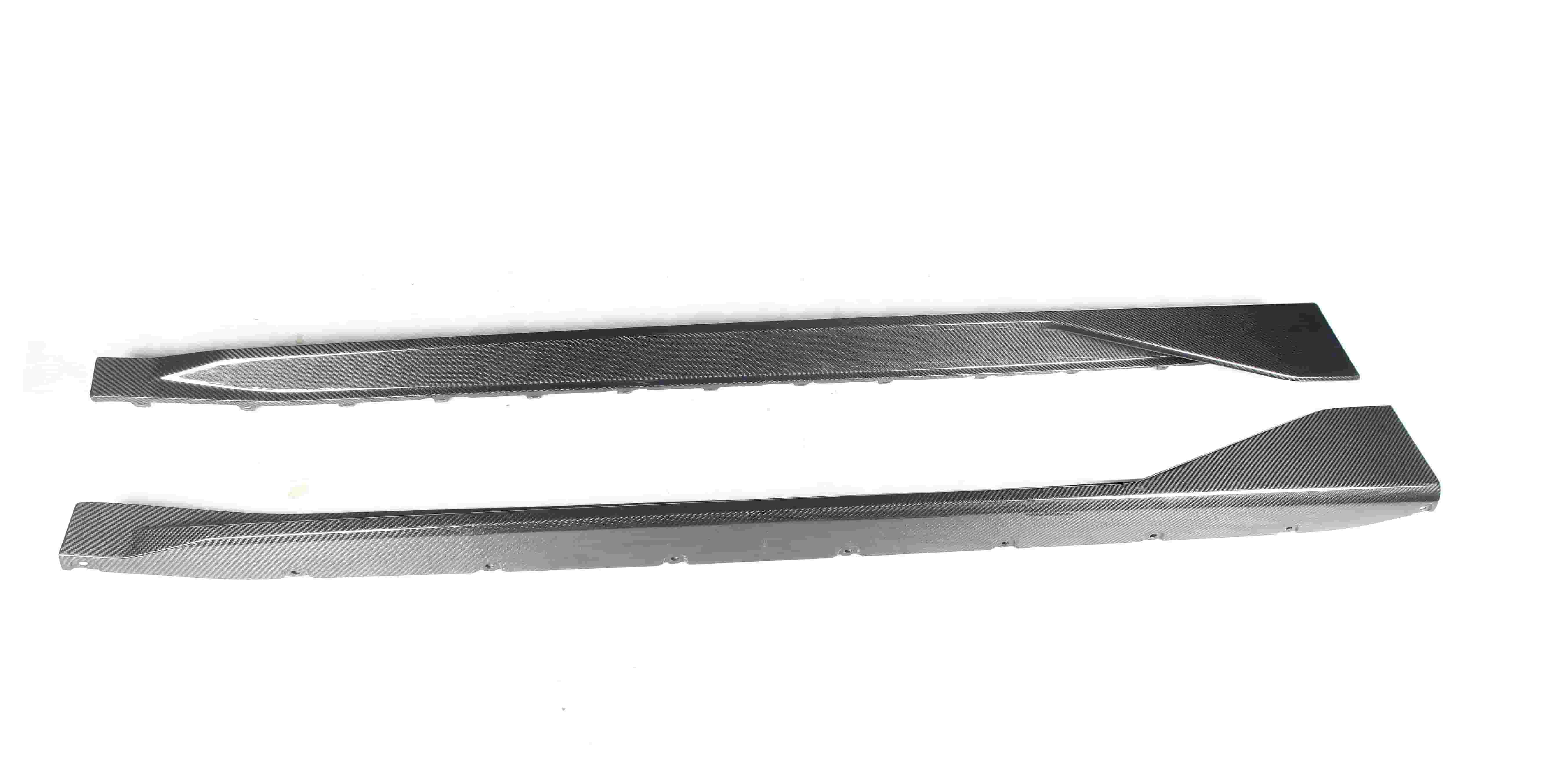 BMW M3 (G80) / M4 (G82) V-Style Dry Carbon Side Skirts