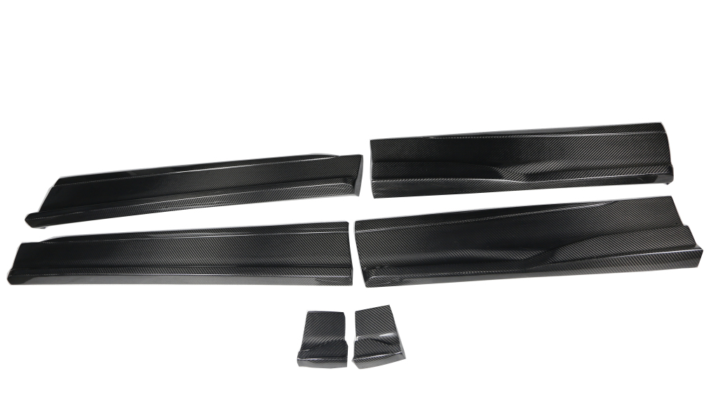 Lamborghini URUS Side Skirts Dry Carbon Fiber TC Series Bodykit