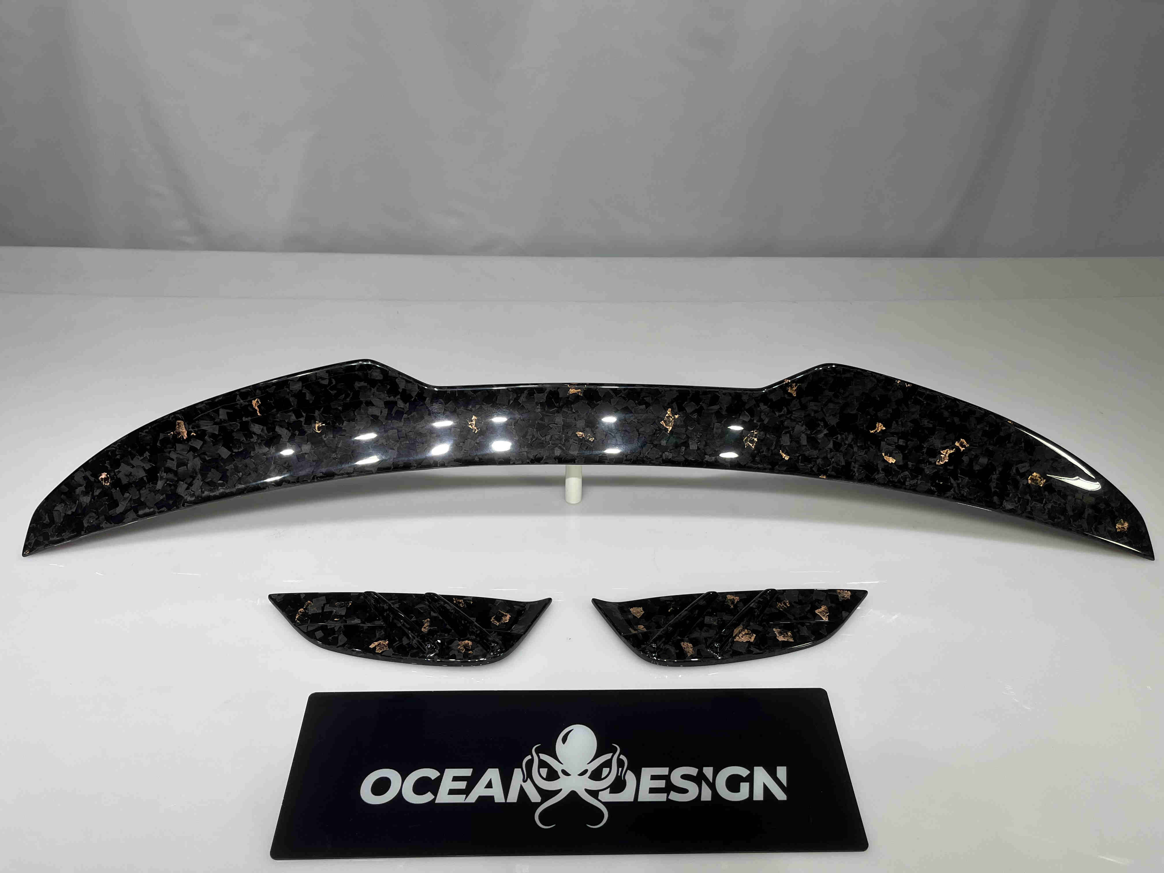 2021–2025 BMW M3 (G80) / M4 (G82) MT Style Dry Carbon Rear Spoiler