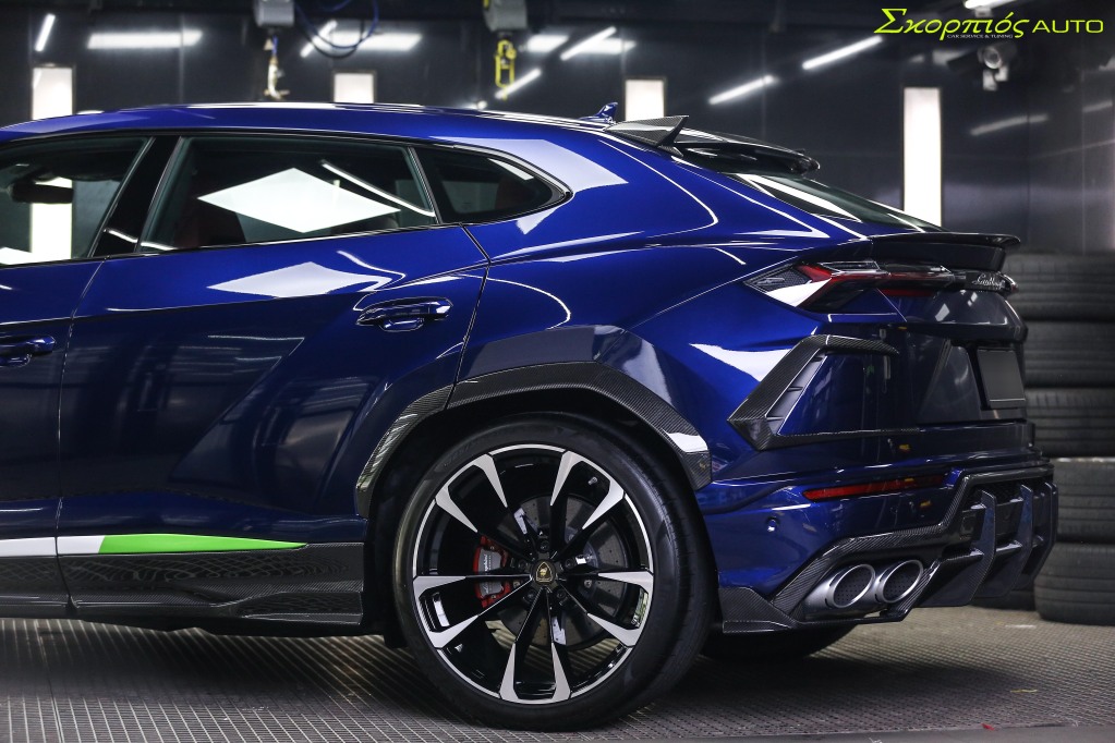 Lamborghini URUS Wheel Arch Trims Dry Carbon Fiber TC Series Bodykit