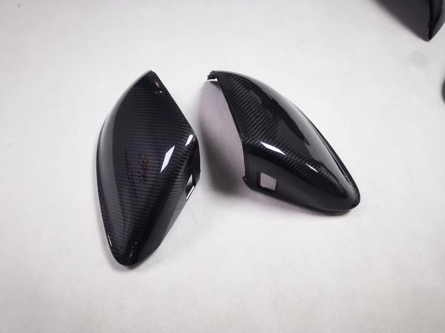 Lamborghini URUS Wing Mirrors Housing Dry Carbon Fiber TC Series Bodykit